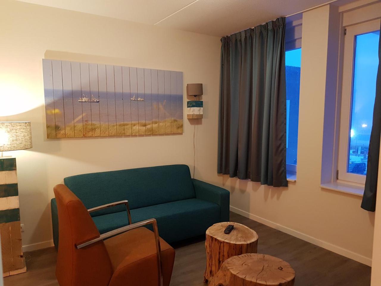 Zeezicht Aparthotel 3*